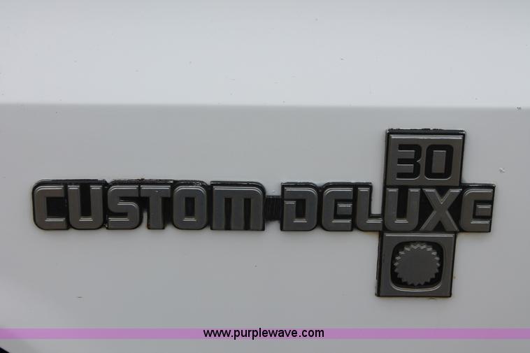 image for item H3692 1981 Chevrolet C30 Custom Deluxe cab and chassis