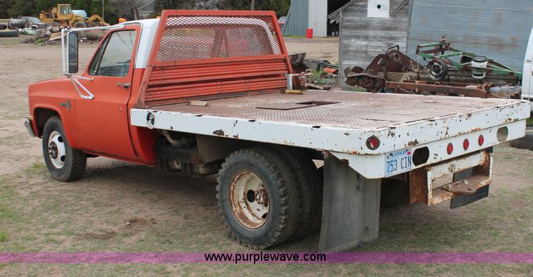 image for item H3696 1981 Chevrolet Scottsdale C30 flat bed truck