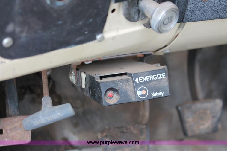 image for item H3696 1981 Chevrolet Scottsdale C30 flat bed truck
