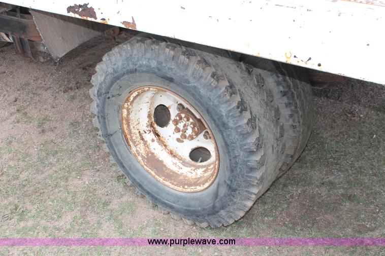 image for item H3696 1981 Chevrolet Scottsdale C30 flat bed truck