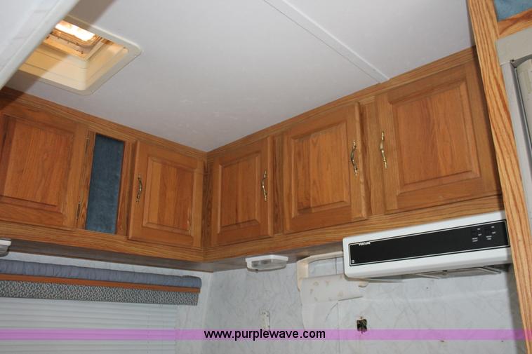 image for item H3697 1997 Sierra camper