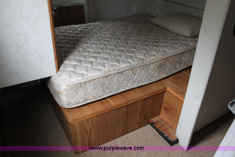 image for item H3697 1997 Sierra camper