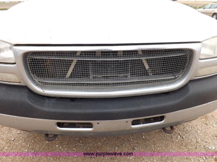 image for item H7198 2001 GMC Sierra 2500HD Extended Cab pickup truck