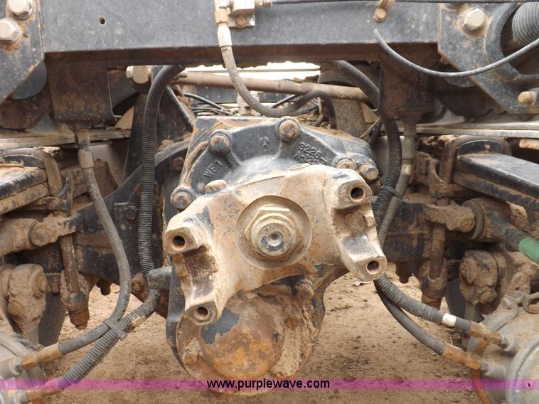 image for item H7200 1993 Peterbilt 379 semi truck