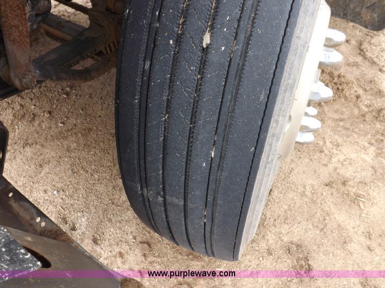 image for item H7200 1993 Peterbilt 379 semi truck