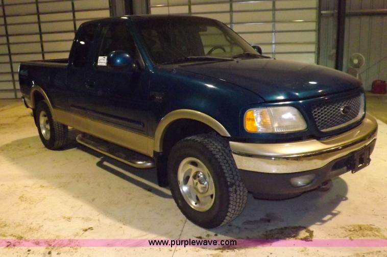 image for item H7202 2000 Ford F150 XLT SuperCab pickup truck