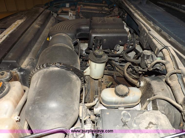 image for item H7202 2000 Ford F150 XLT SuperCab pickup truck