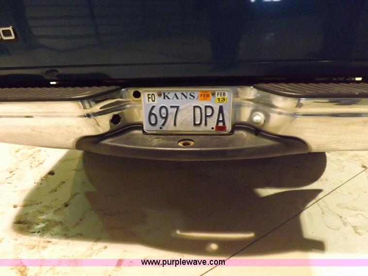 image for item H7202 2000 Ford F150 XLT SuperCab pickup truck