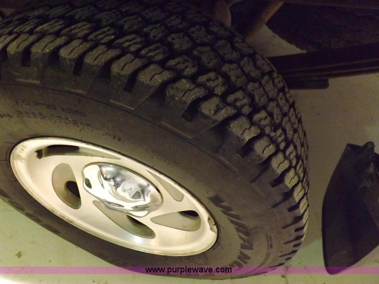 image for item H7202 2000 Ford F150 XLT SuperCab pickup truck