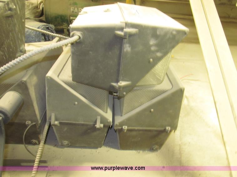 image for item K9715 (6) wall mount rectangular lights