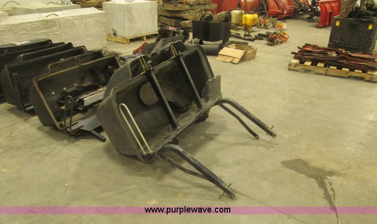 image for item K9716 Assorted lawn equipment and accessories