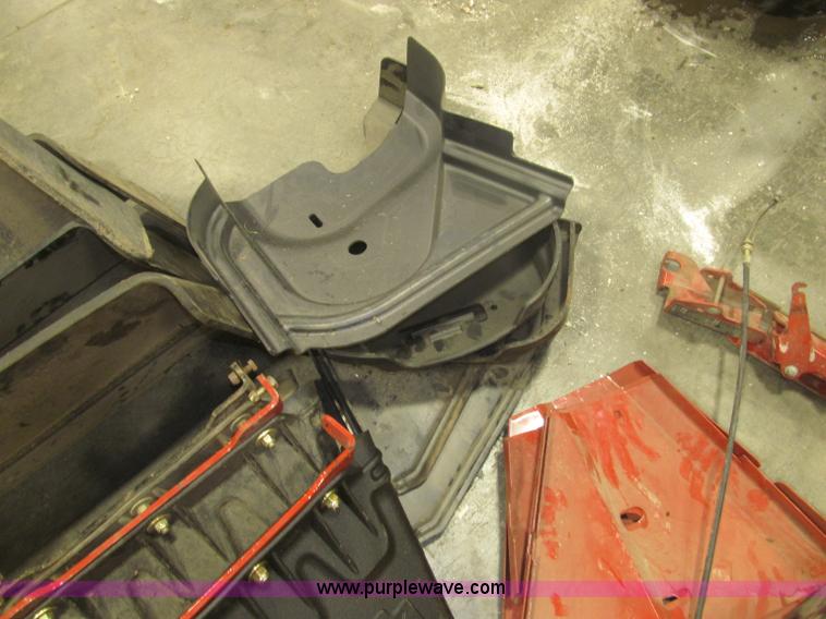 image for item K9716 Assorted lawn equipment and accessories