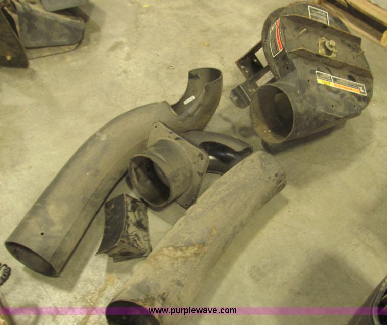 image for item K9716 Assorted lawn equipment and accessories