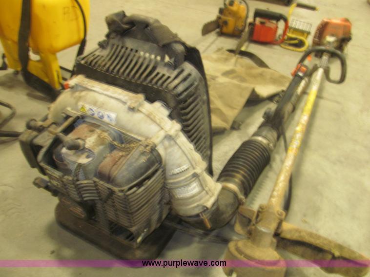 image for item K9716 Assorted lawn equipment and accessories