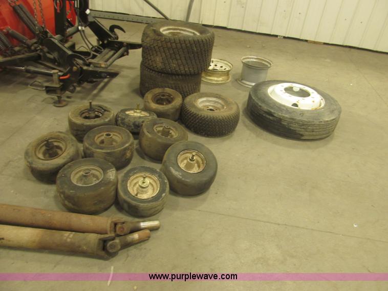 image for item K9716 Assorted lawn equipment and accessories