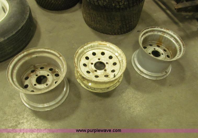 image for item K9716 Assorted lawn equipment and accessories