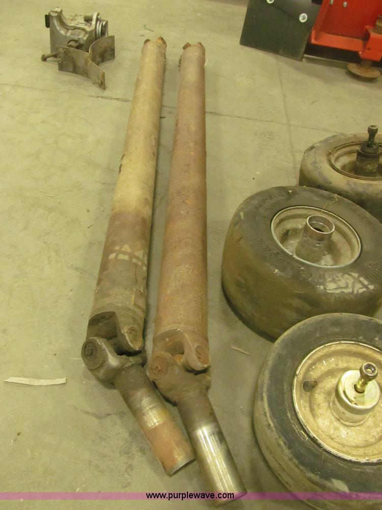 image for item K9716 Assorted lawn equipment and accessories