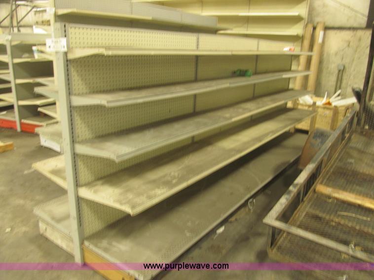 image for item K9717 Metal shelving and gondolas