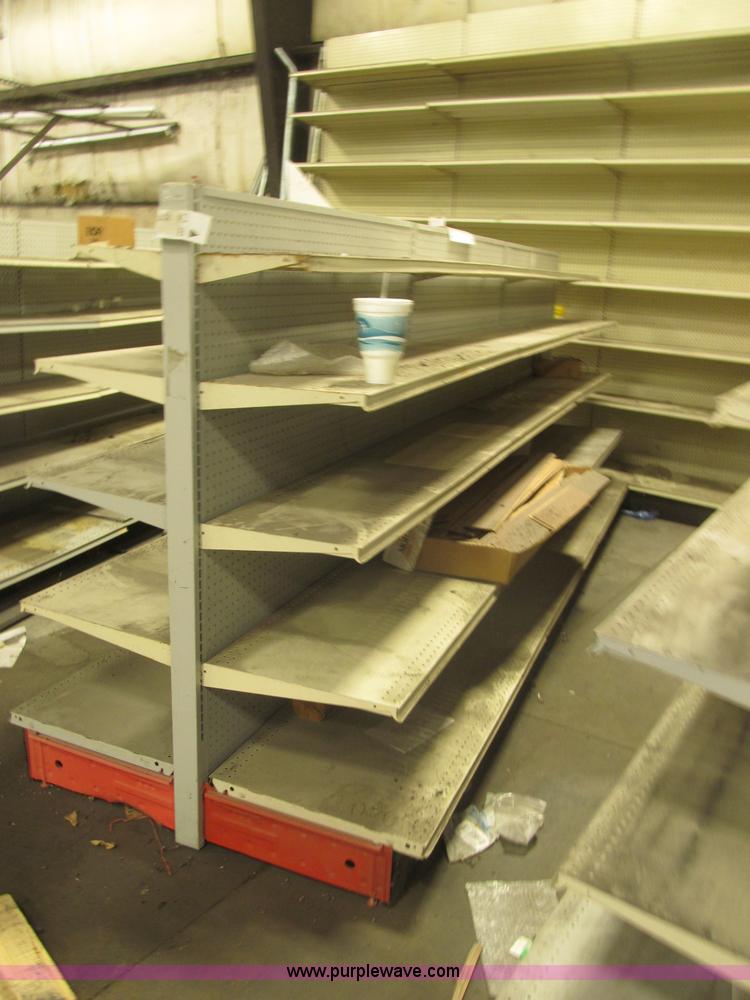 image for item K9717 Metal shelving and gondolas