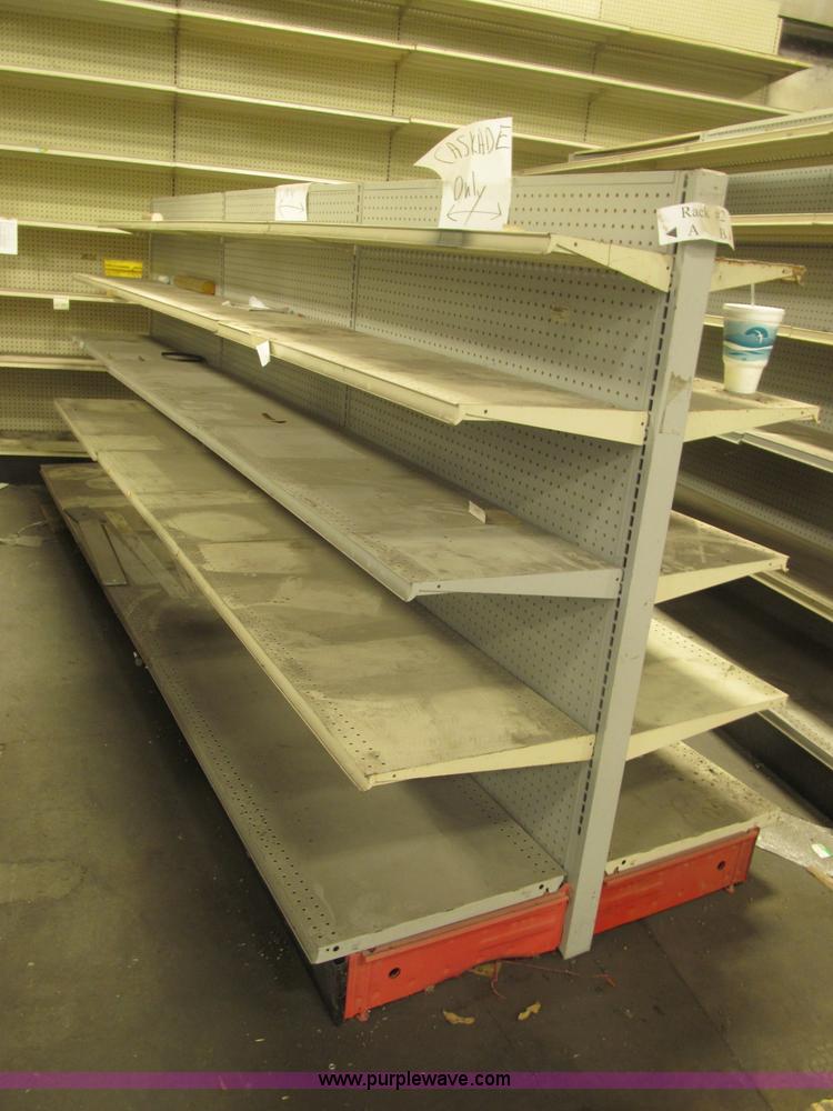 image for item K9717 Metal shelving and gondolas