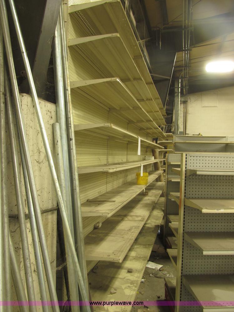 image for item K9717 Metal shelving and gondolas