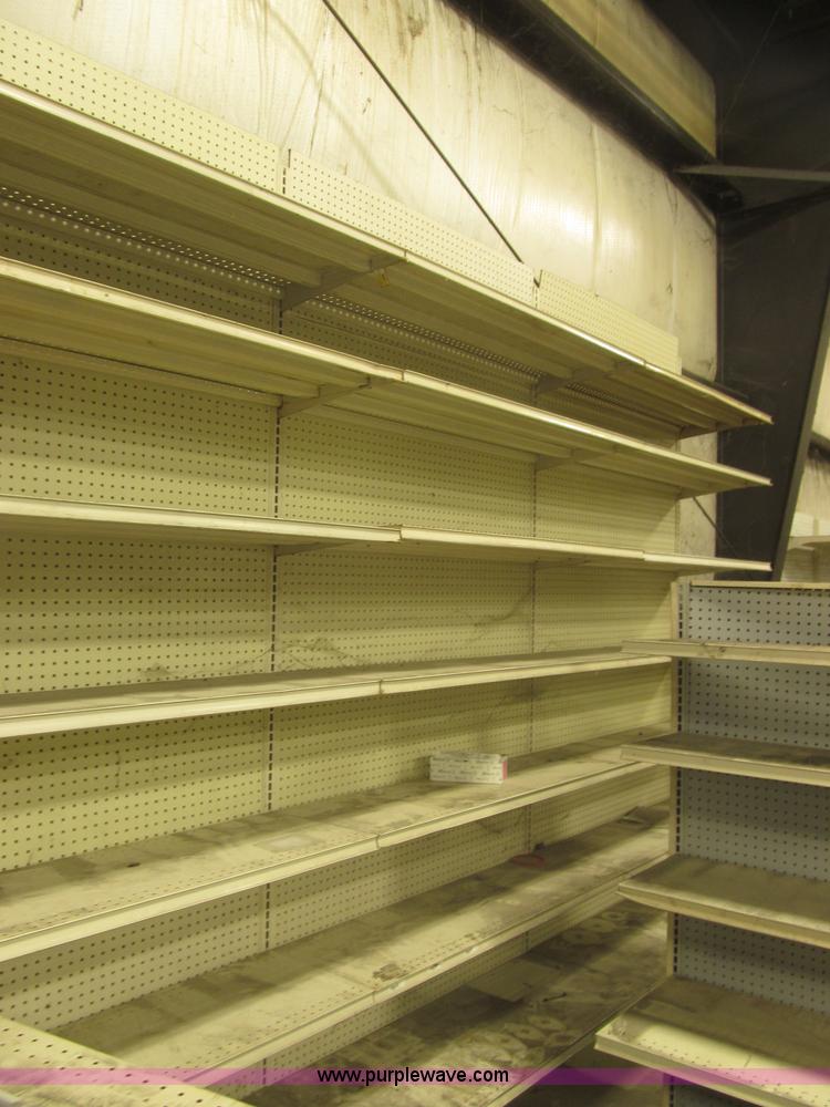 image for item K9717 Metal shelving and gondolas