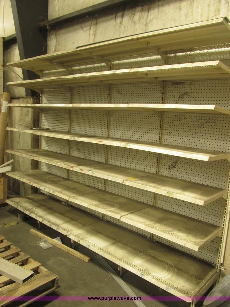 image for item K9717 Metal shelving and gondolas