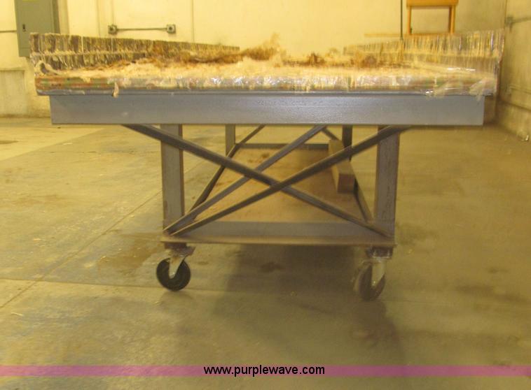 image for item K9718 Workbenches