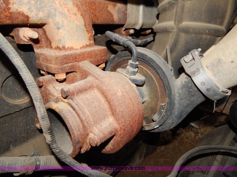 image for item V9910 1997 Cummins 5.9L 12V diesel engine