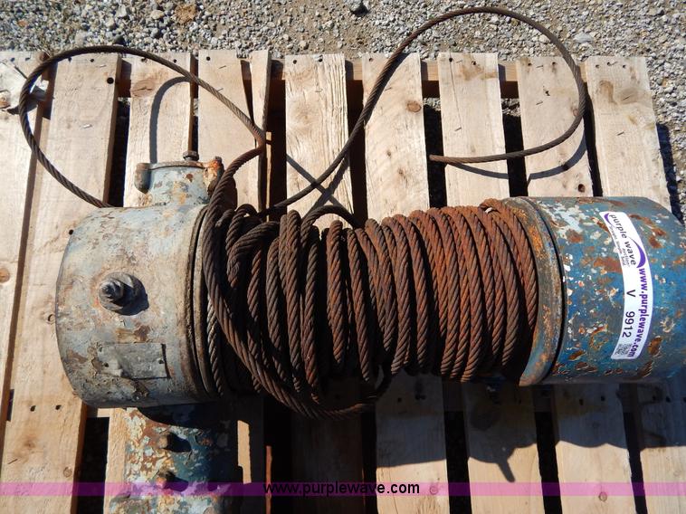 image for item V9912 Ramsey hydraulic driven winch