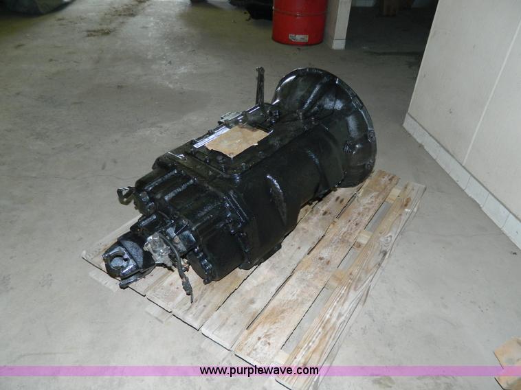 image for item W9052 Eaton 18-7-18B transmission