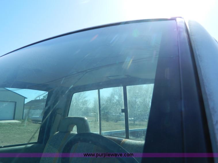 image for item W9117 1992 Chevrolet 1500 pickup truck