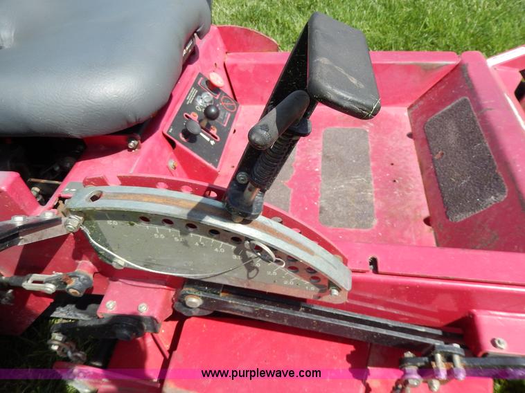 image for item W9881 2004 Yazoo/Kees ZTR lawn mower