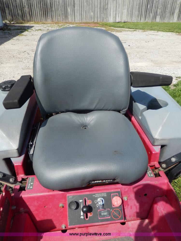 image for item W9881 2004 Yazoo/Kees ZTR lawn mower
