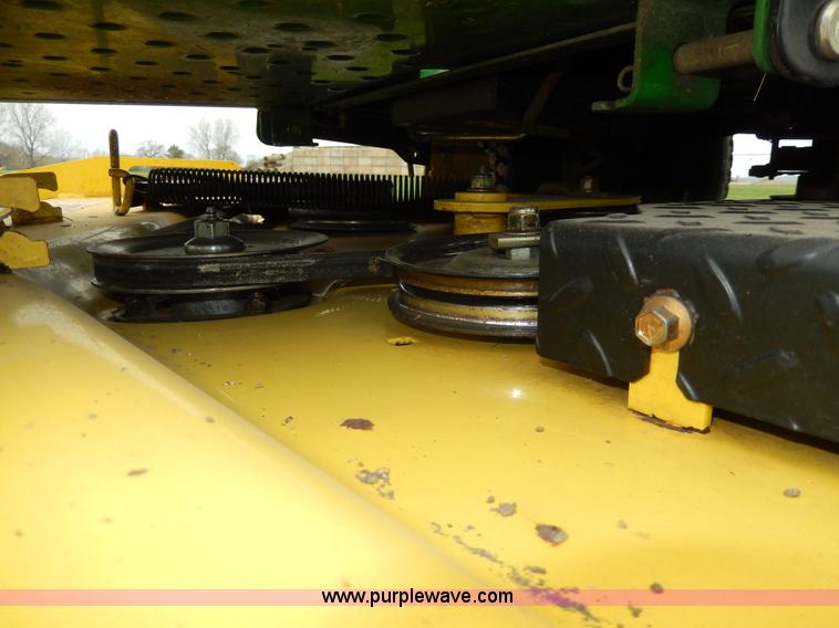 image for item W9923 John Deere Z465 ZTR mower