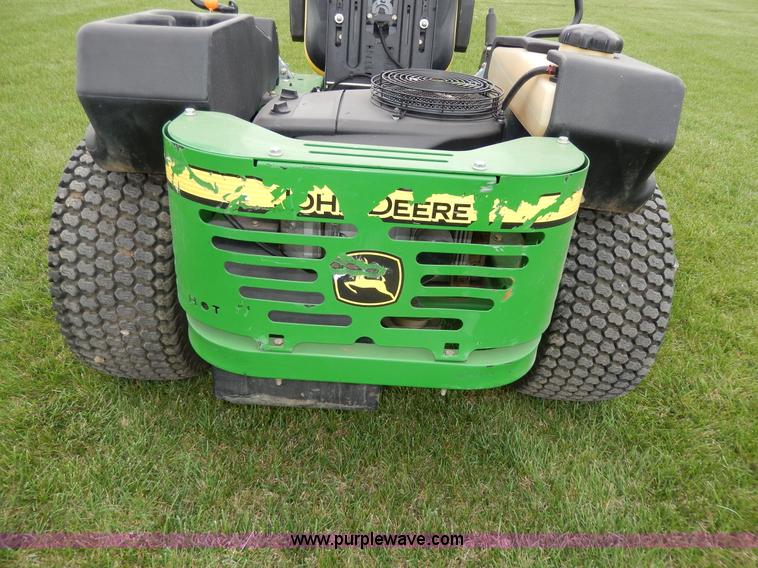image for item W9923 John Deere Z465 ZTR mower