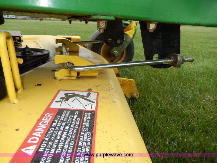 image for item W9923 John Deere Z465 ZTR mower