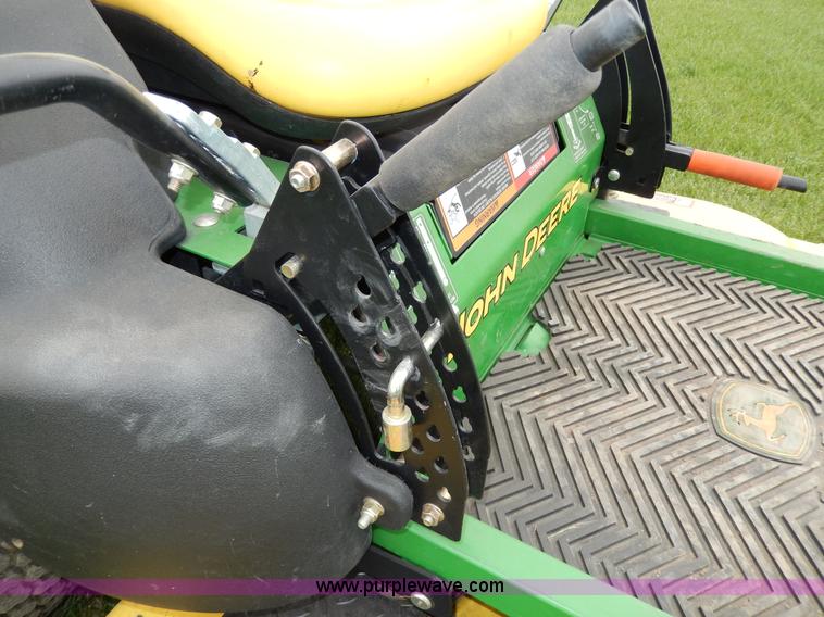 image for item W9923 John Deere Z465 ZTR mower