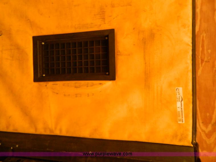 image for item Y9309 Reefer trailer insulated divider