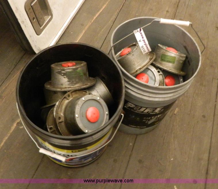 image for item Y9310 Assorted hub seals