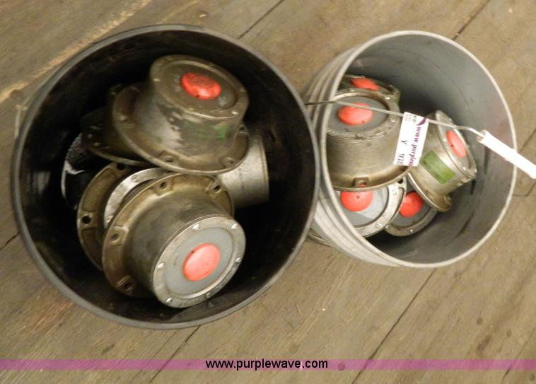 image for item Y9310 Assorted hub seals