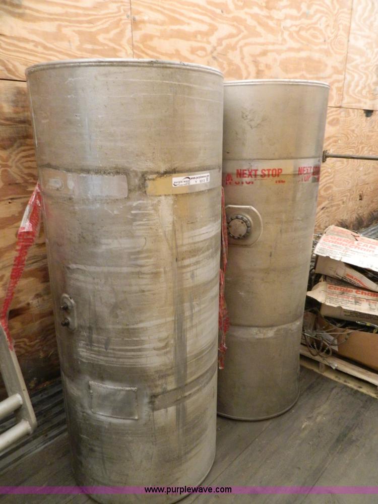 image for item Y9313 (2) aluminum diesel tanks