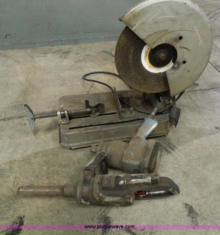 image for item Y9316 Makita chop saw