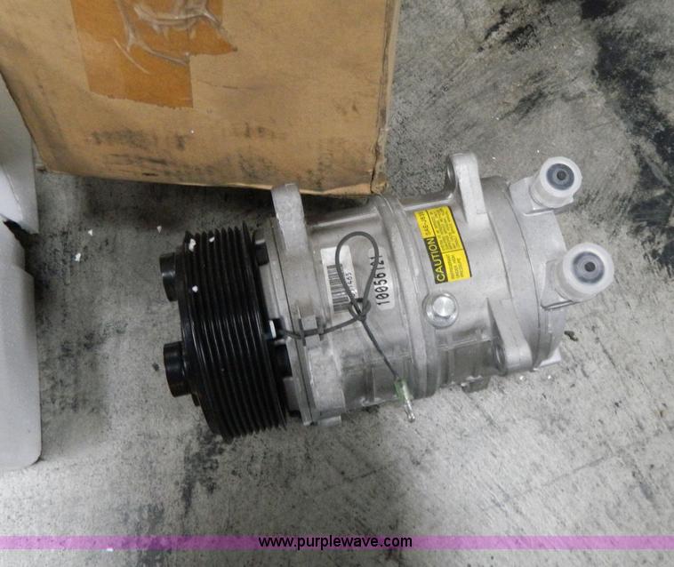 image for item Y9319 (3) AC compressors