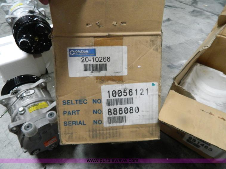 image for item Y9319 (3) AC compressors