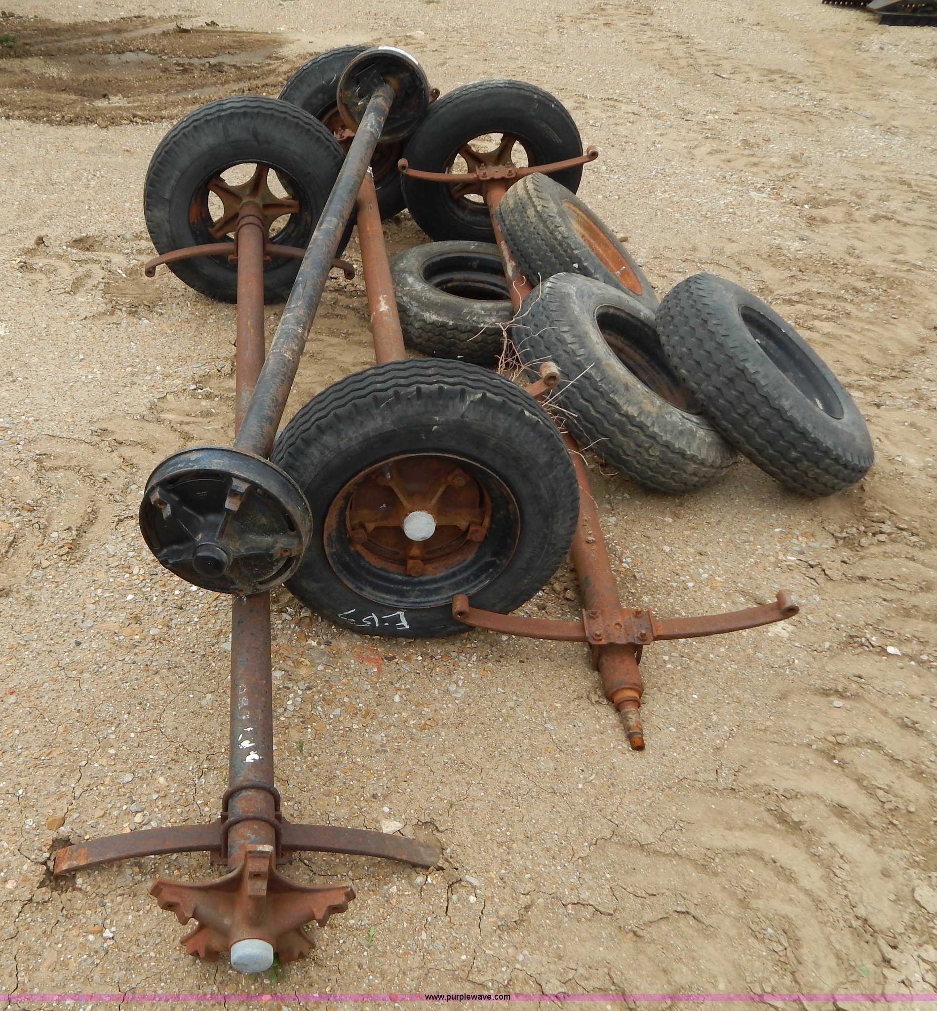 (4) manufactured home axles in Sedalia, MO Item AE9981 sold Purple Wave