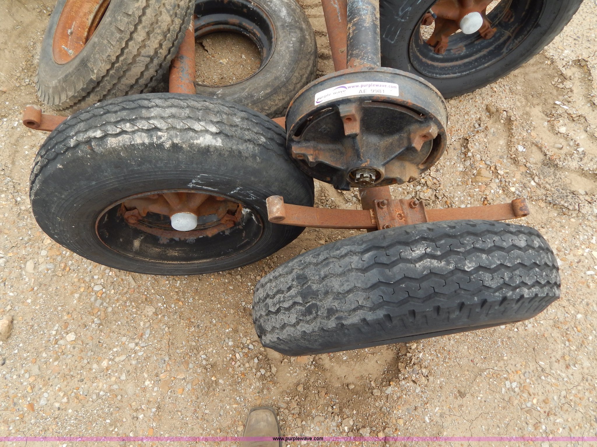 (4) manufactured home axles in Sedalia, MO Item AE9981 sold Purple Wave