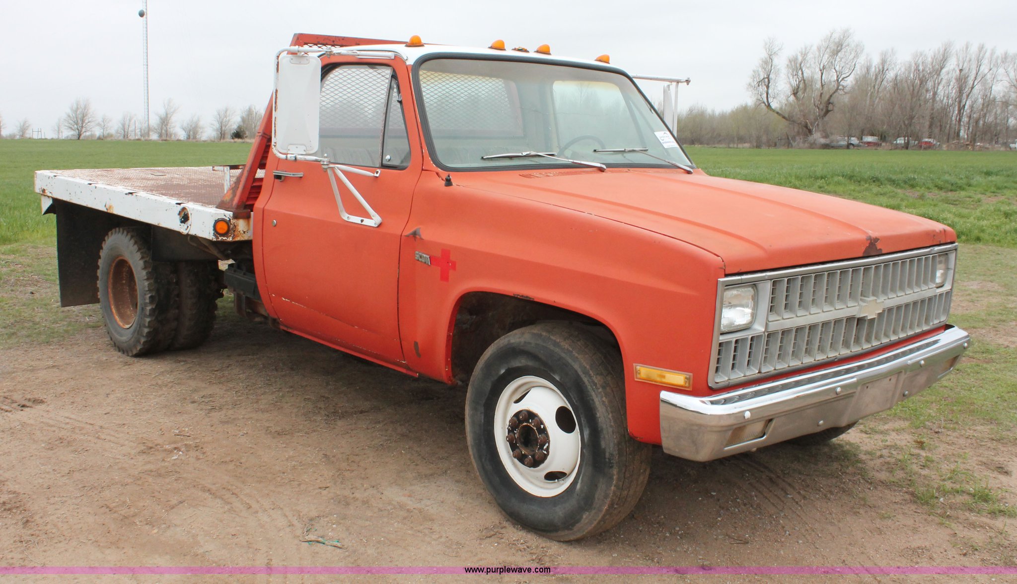 1981 Chevrolet Scottsdale C30 flat bed truck in Turon, KS Item H3696