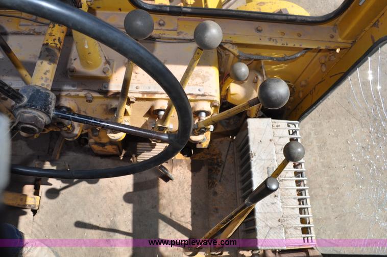 image for item C3500 1956 Caterpillar 12 motor grader