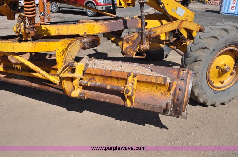 image for item C3500 1956 Caterpillar 12 motor grader